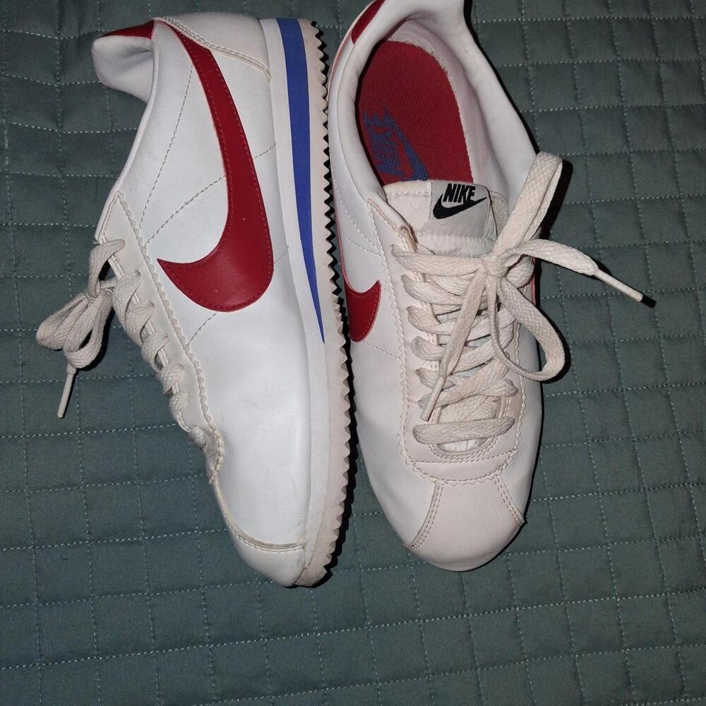 Iconic Forrest Gump Nike Cortez Sneakers Pristine Women's Size 7.5